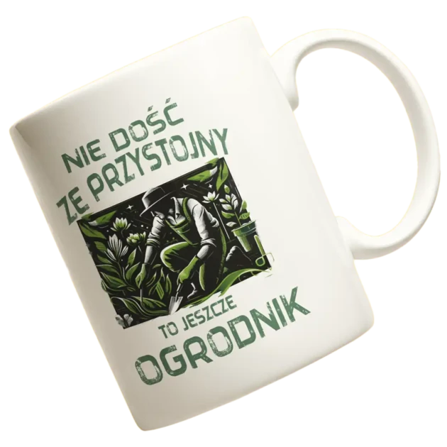 KUBEK nie dość że przystojny to jeszcze ogrodnik