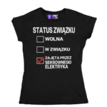 Koszulka status związku: zajęta przez seksownego elektryka